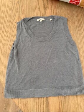 Gray max studio Knit Sleeveless Sweater Tank